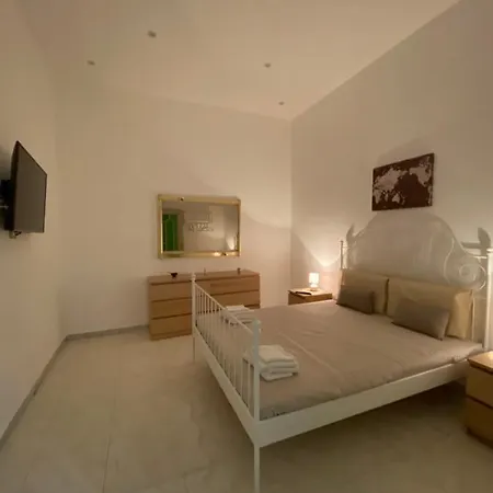 La Piazzetta Tatil Evi Napoli