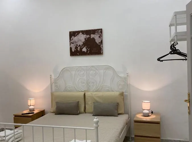 La Piazzetta * Naples